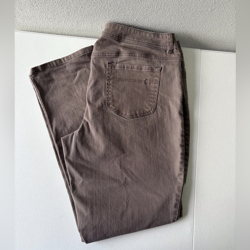 Chico’s Women Taupe Jeans‎ Size 14 Pockets Casual Teacher School Stretch